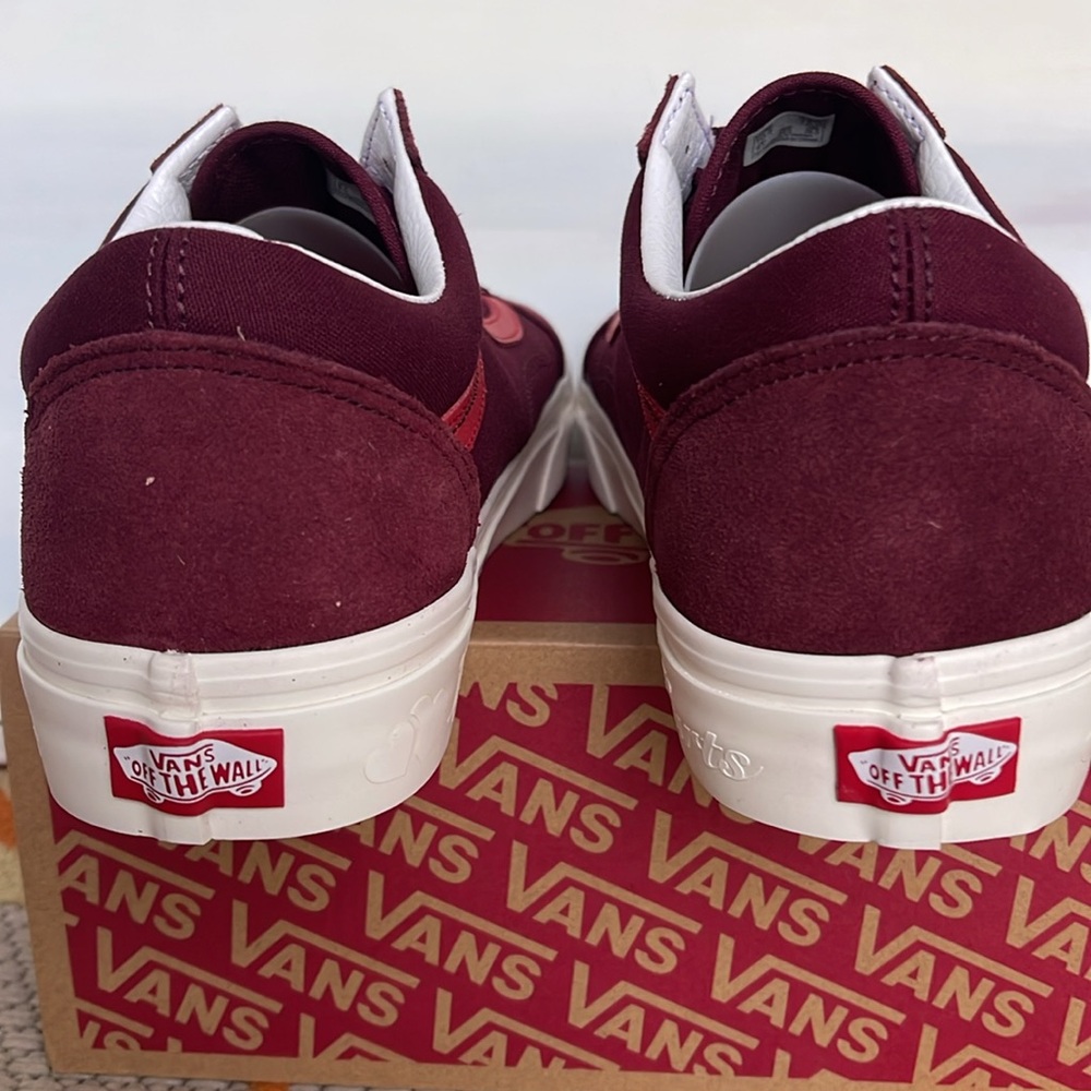 Vans Men’s Old Skool
Secret Lover Port Royale
VN0007NT4QU
Sneakers - Picture 14 of 16